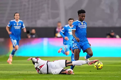 دقيقة بدقيقة.. رايو فاييكانو 0-0 ريال مدريد.. تسديدة قوية